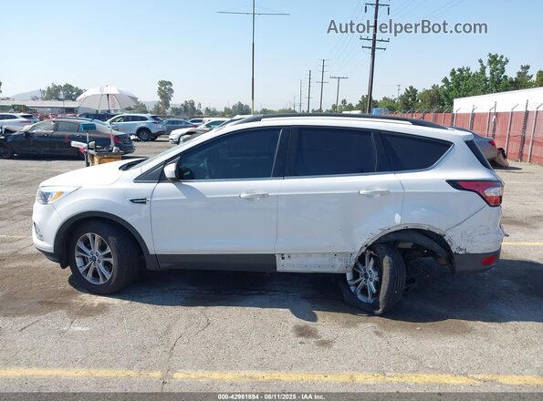 1FMCU9GD8JUA67210 2018 FORD ESCAPE White 360 interior view