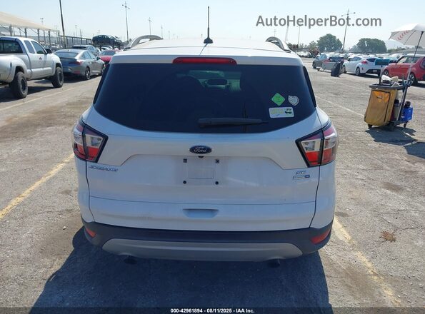 1FMCU9GD8JUA67210 2018 FORD ESCAPE White 