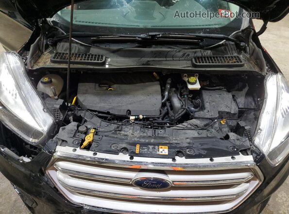 1FMCU9GD8JUC24606 2018 FORD ESCAPE Черный Вид подкапотного пространства