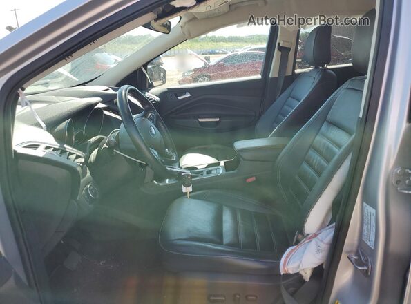 1FMCU9HD4JUD61623 2018 FORD ESCAPE Silver Vista interior delantera