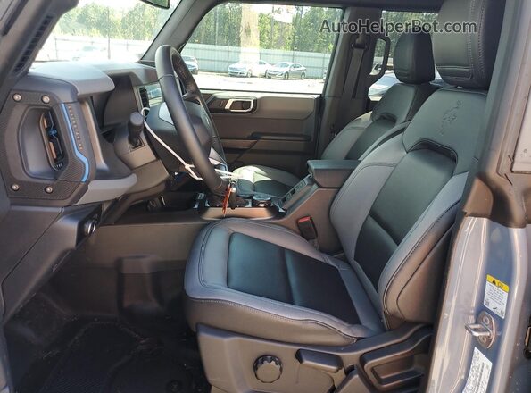 1FMEE1BP4RLB34346 2024 FORD BRONCO Blue Vista interior delantera