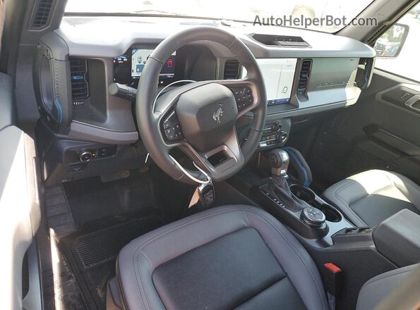 1FMEE1BP4RLB34346 2024 FORD BRONCO Blue Vista del salpicadero