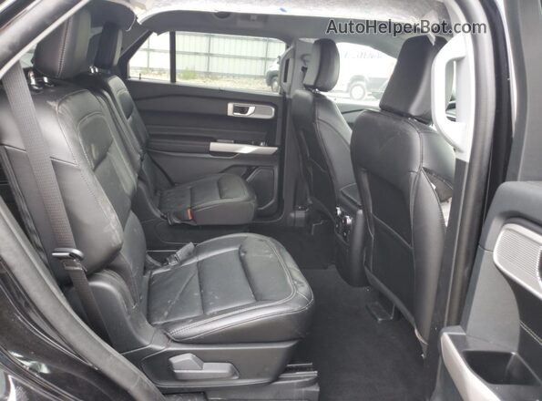 1FMSK8FH5RGA30271 2024 FORD FORD EXPLORER Black Widok wnętrza z tyłu