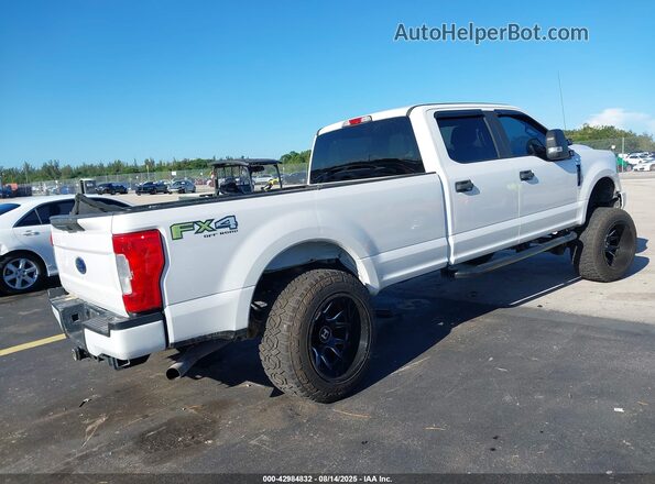 1FT7W2B64JEB26408 2018 FORD F250 Белый Задняя правая четверть
