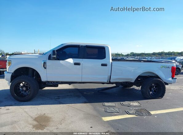 1FT7W2B64JEB26408 2018 FORD F250 Белый 