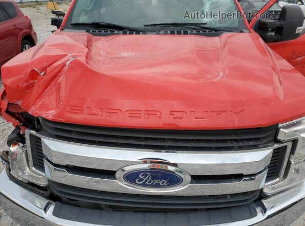 1FT7W2BT5JEB39335 2018 FORD F250 Red Սալոնի հետևի տեսք
