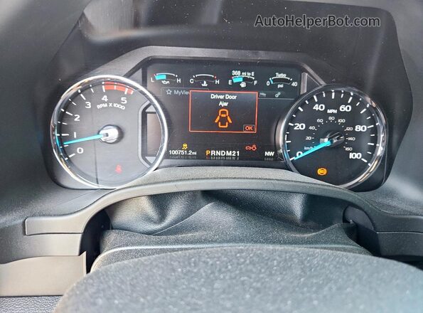 1FT7W2BT6JEB07574 2018 FORD F250 Silver Widok zestawu wskaźników