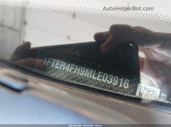 1FTER4FH9MLE03916 2021 FORD RANG Gray Widok komory silnika