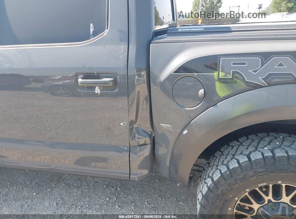 1FTFW1RG0JFD49964 2018 FORD F150 Gray Vista frontal