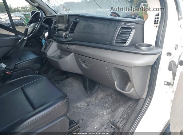 1FTYE1C86MKA77655 2021 FORD TRANSIT-150 Белый Вид салона спереди