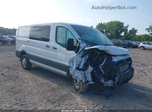 1FTYE2Y8XRKA86302 2024 FORD TRANSIT-150 Белый Передняя правая четверть