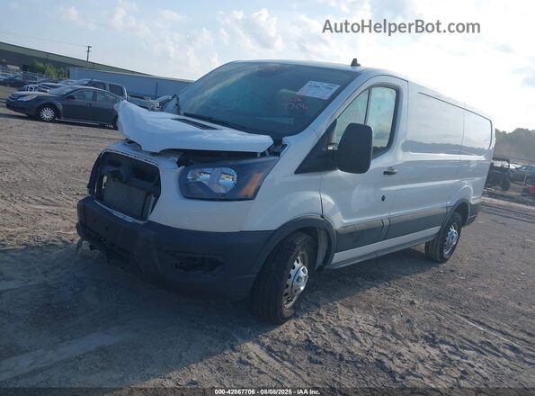 1FTYE2Y8XRKA86302 2024 FORD TRANSIT-150 Белый Передняя левая четверть