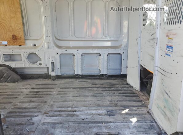 1FTYR2CM0JKA44007 2018 FORD TRANSIT White Rear interior view