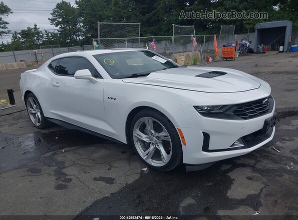 1G1FF1R78M0141573 2021 CHEVROLET CAMARO Белый Передняя правая четверть