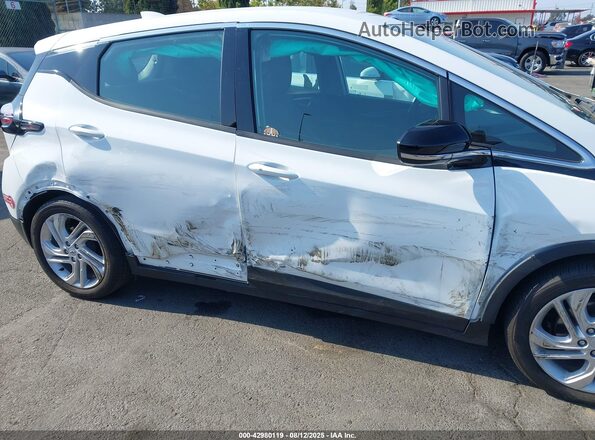 1G1FW6S07P4115442 2023 CHEVROLET BOLT White Դիմացի տեսք