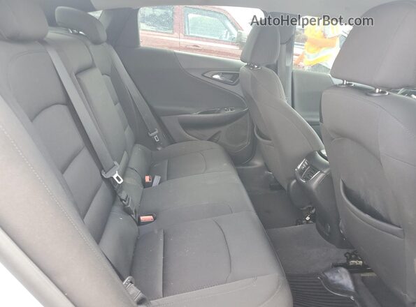 1G1ZD5ST8JF264686 2018 CHEVROLET MALIBU Silver Vista de los asientos traseros