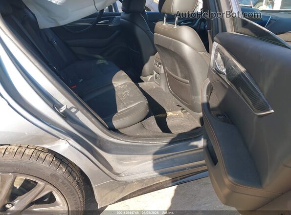 1G6DU5RK7P0121189 2023 CADILLAC CT5 Gray VIN կոդի պիտակի տեսք