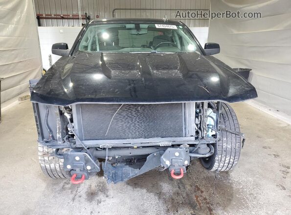 1GCVKREC8JZ334216 2018 CHEVROLET SILVERADO Черный Вид спереди