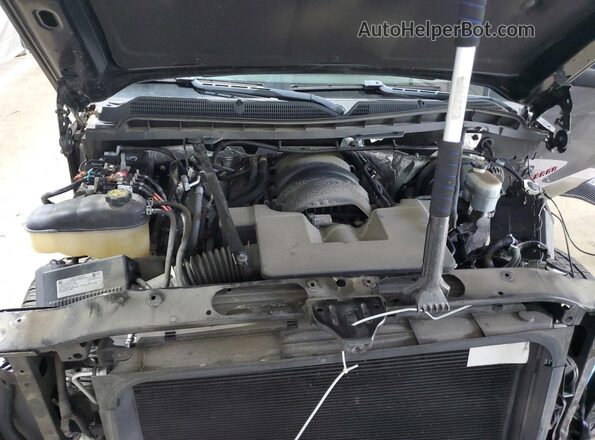 1GCVKREC8JZ334216 2018 CHEVROLET SILVERADO Черный Вид задней части салона