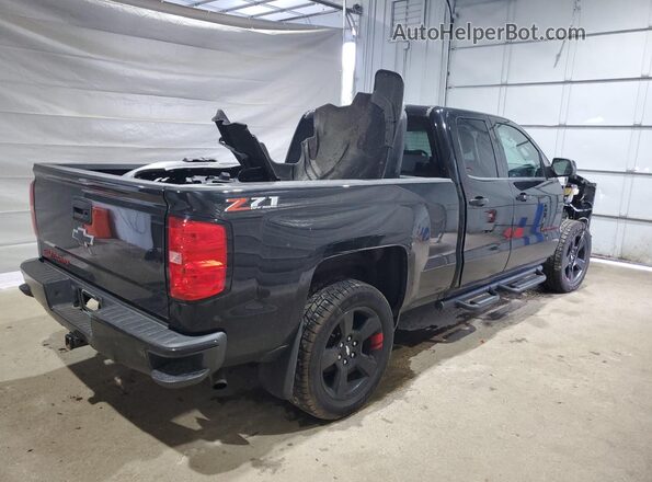1GCVKREC8JZ334216 2018 CHEVROLET SILVERADO Черный Задняя правая четверть