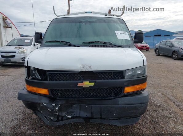 1GCWGAFP0J1335321 2018 CHEVROLET EXPRESS White უკანა სალონის ხედი