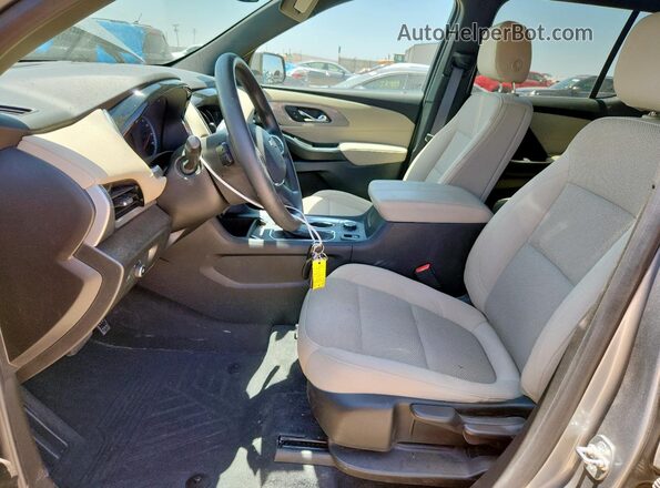1GNESTKW2RJ139192 2024 CHEVROLET TRAVERSE Silver Vista interior delantera