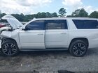 2016 Chevrolet Suburban Lt Белый vin: 1GNSCHKC9GR200068