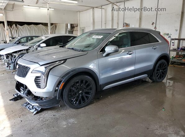 1GYFZDR43PF222918 2023 CADILLAC XT4 Silver Առջևի ձախ երեք քառորդ տեսարան