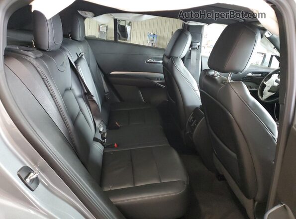 1GYFZDR43PF222918 2023 CADILLAC XT4 Silver Սալոնի հետևի տեսք