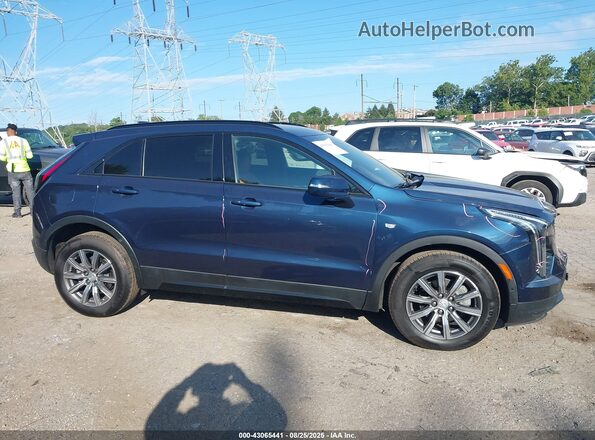 1GYFZFR47NF111491 2022 CADILLAC XT4 Синий Панорамный вид салона 360°
