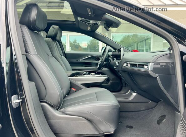 1GYKPPRLXRZ110762 2024 CADILLAC OTHER Black წინა ხედი