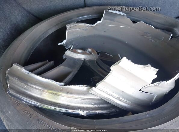 1HGCV2F39JA052249 2018 HONDA ACCORD Silver 