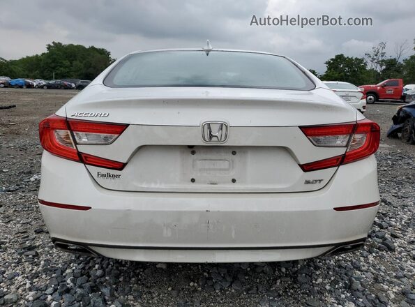 1HGCV2F56JA013314 2018 HONDA ACCORD Белый Вид сзади