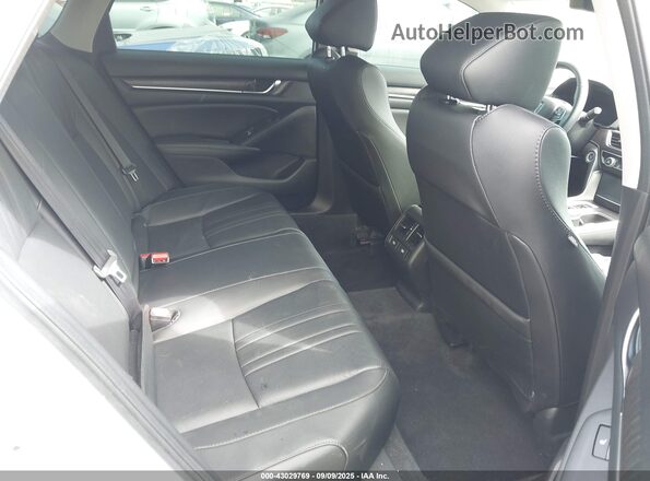 1HGCV2F98MA000023 2021 HONDA ACCORD White Widok naklejki z numerem VIN