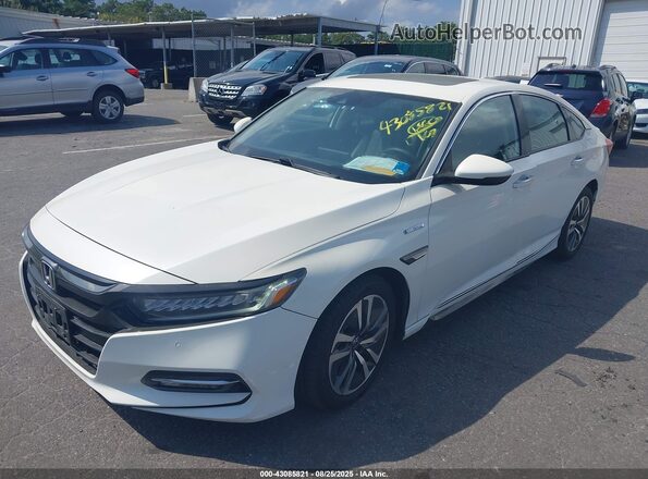 1HGCV3F91JA005999 2018 HONDA ACCORD HYBRID Белый Передняя левая четверть