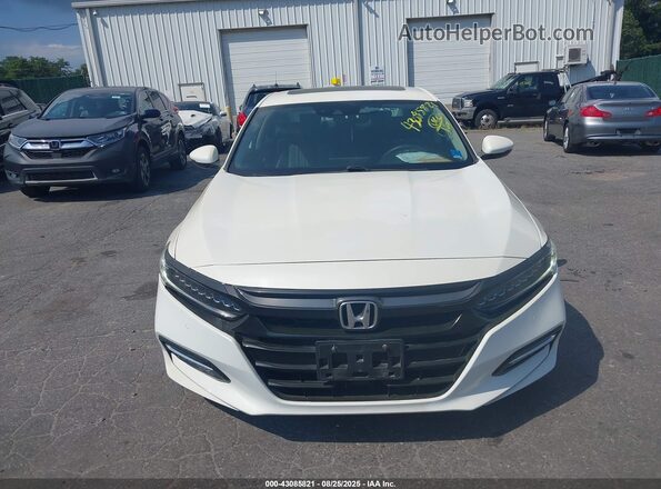 1HGCV3F91JA005999 2018 HONDA ACCORD HYBRID Белый Вид щитка приборов