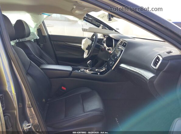 1N4AA6CVXPC511516 2023 NISSAN MAXIMA Серый Вид салона спереди