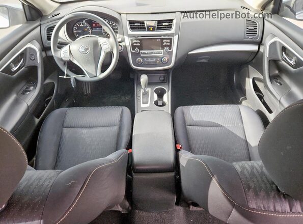 1N4AL3AP0JC231334 2018 NISSAN ALTIMA White Dashboard view