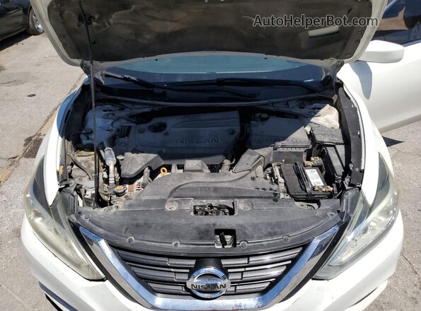 1N4AL3AP5JC116731 2018 NISSAN ALTIMA White Սալոնի հետևի տեսք