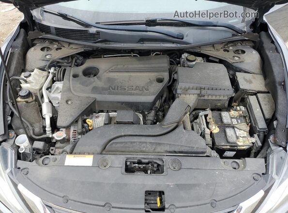 1N4AL3AP7JC153165 2018 NISSAN ALTIMA Gray Rear interior view