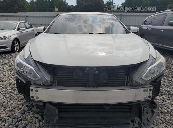 1N4AL3AP7JC245358 2018 NISSAN ALTIMA White Front view