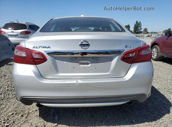 1N4AL3APXJC262512 2018 NISSAN ALTIMA Серебряный Вид сзади
