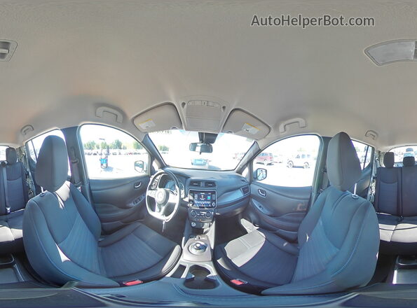 1N4AZ1BV1SC564935 2025 NISSAN LEAF Серебряный Панорамный вид салона 360°