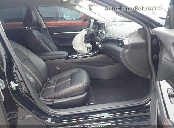 1N4BL4CV9RN408940 2024 NISSAN ALTIMA Черный Вид салона спереди