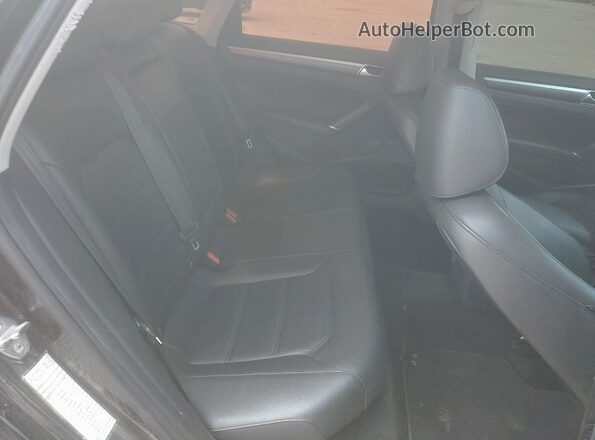 1VWAA7A30JC034228 2018 VOLKSWAGEN PASSAT Black Vista de los asientos traseros
