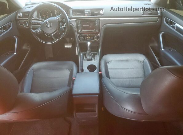 1VWAA7A30JC034228 2018 VOLKSWAGEN PASSAT Black Vista del salpicadero