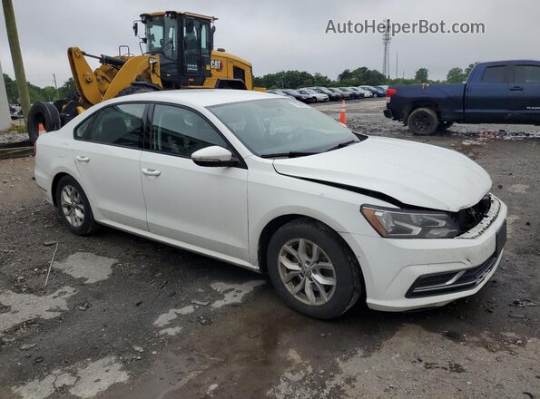 1VWAA7A39JC008632 2018 VOLKSWAGEN PASSAT Белый Передняя правая четверть