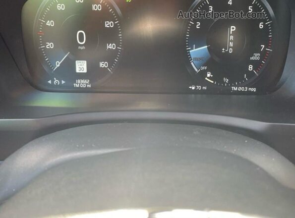 YV4A22PK3G1092689 2016 VOLVO XC90 Black Instrument cluster view