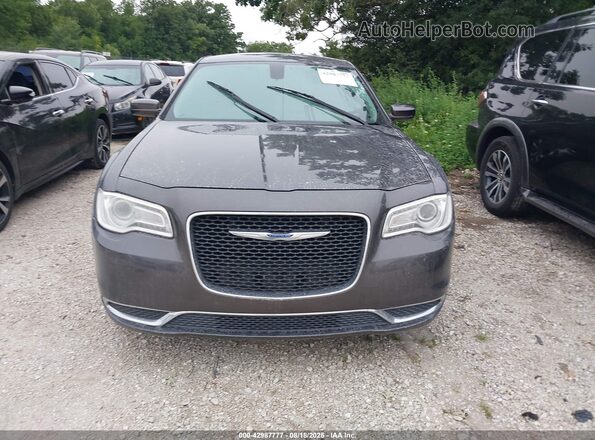 2C3CCAAG0JH342040 2018 CHRYSLER 300 Gray Вид панелі приладів