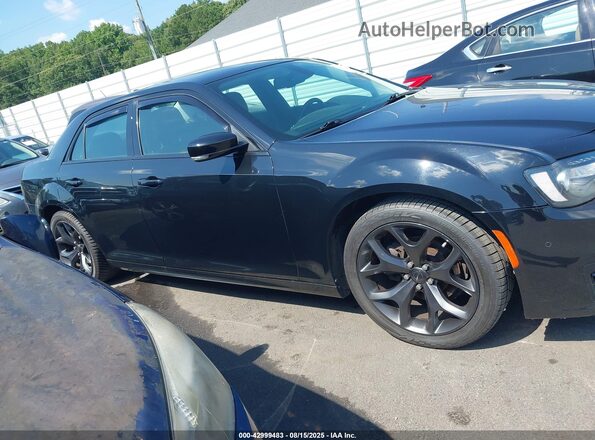 2C3CCAAG0MH661636 2021 CHRYSLER 300 Черный Вид задней части салона